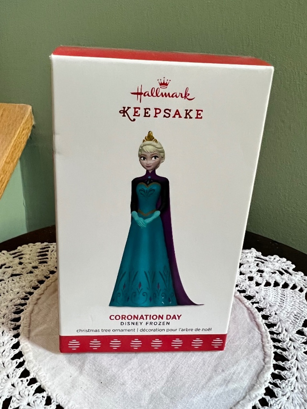 New In Box Hallmark “Coronation Day” 2017 ornament. DISNEY FROZEN FILM